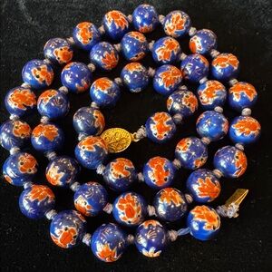 VTG Chinese Export 25” Hand-Knotted Porcelain Bead Fantail Goldfish Necklace